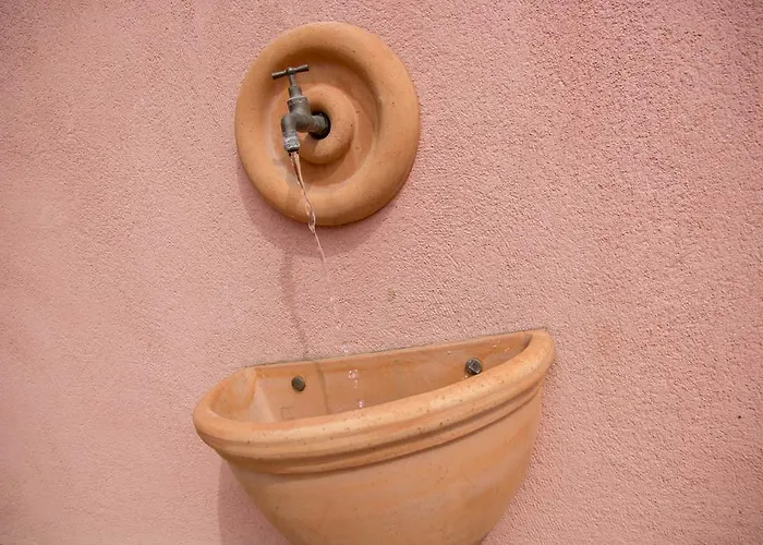 阿尔特沃尔特旅馆 招待所